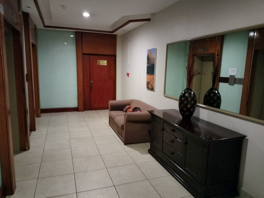 2 Bedroom Property for Sale in Bellville Central Western Cape